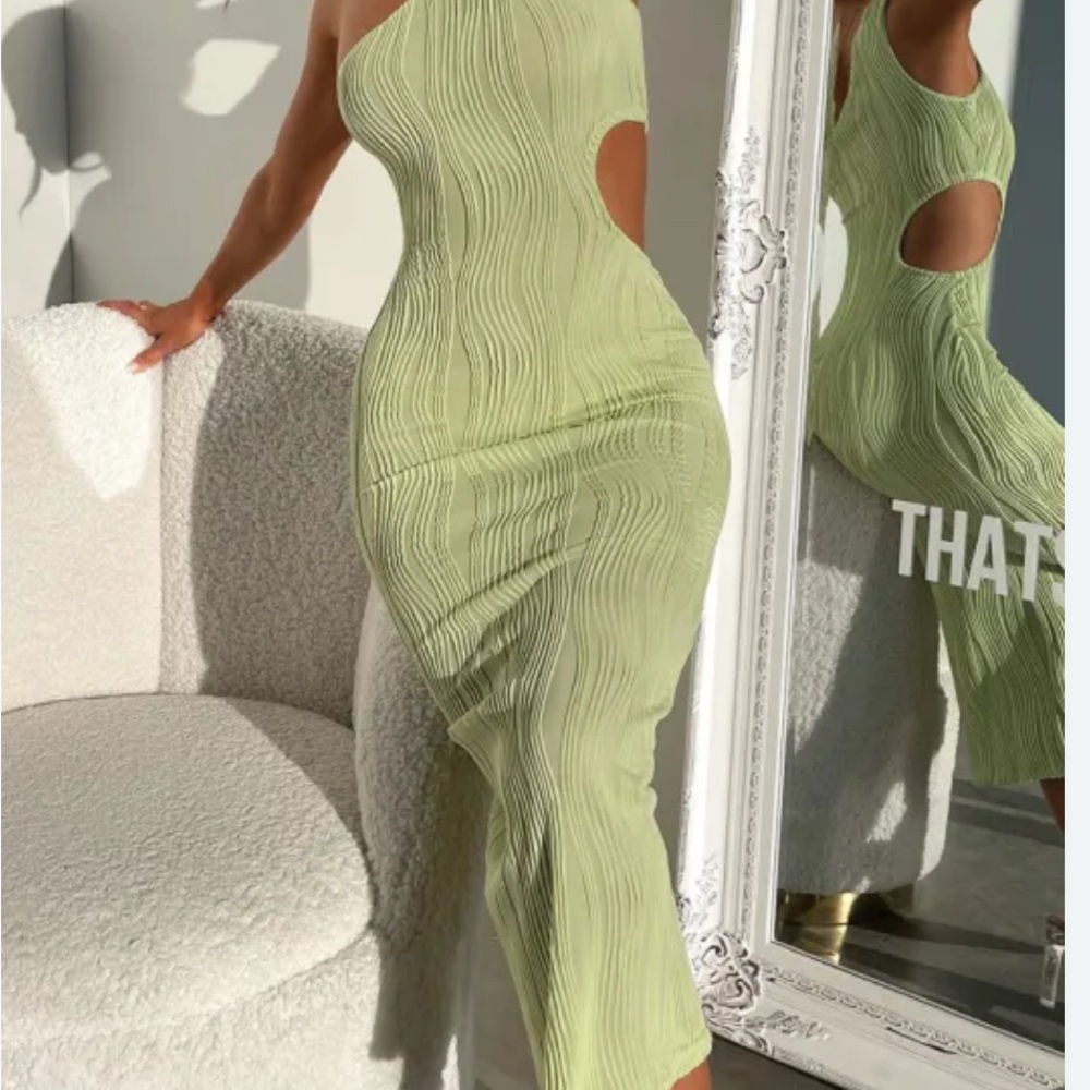 Fashion Nova One Shoulder Light Green Long Above ankle lengthDress cut out side